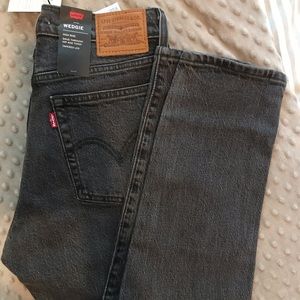 BNWT Levi’s Wedgie Fit Jeans